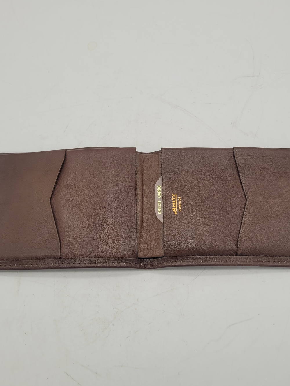 Ami Brown Leather Men's Bifold Card Wallet